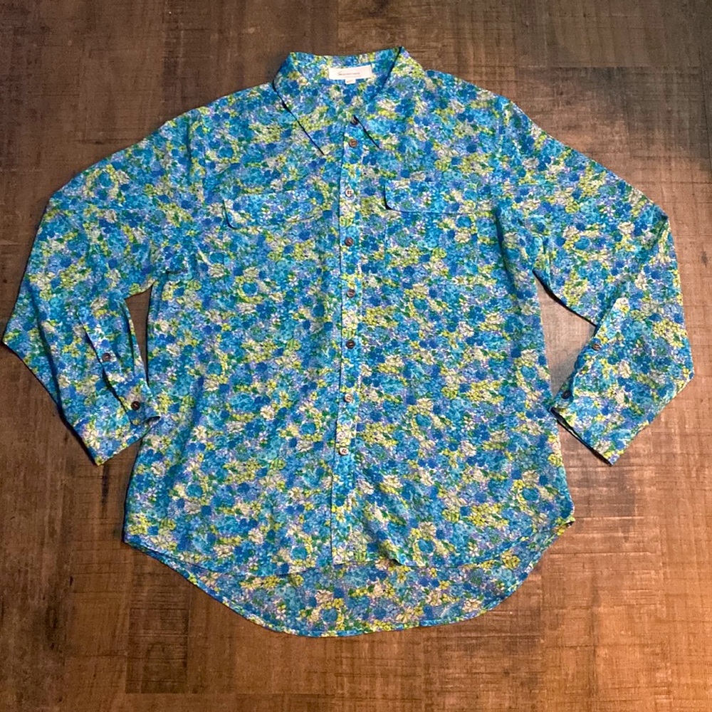 Two By Vince Camuto Size M Button Down Top